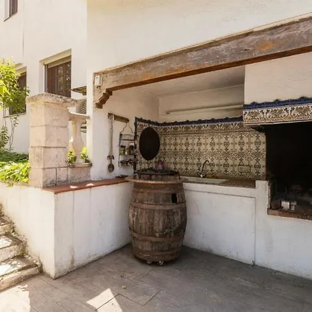 Secluded Rural Villa - Pool, Bbq & Nature Vakantiehuis *
