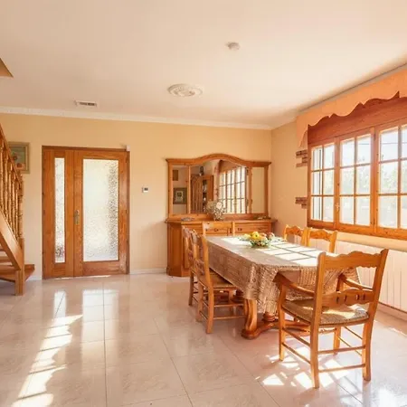 Prázdninový dům Secluded Rural Villa - Pool, Bbq & Nature Bellvei del Penedes