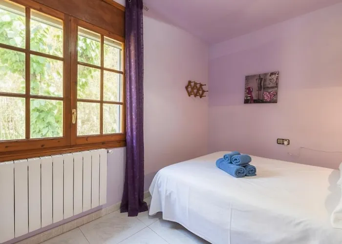 Vakantiehuis Secluded Rural Villa - Pool, Bbq & Nature